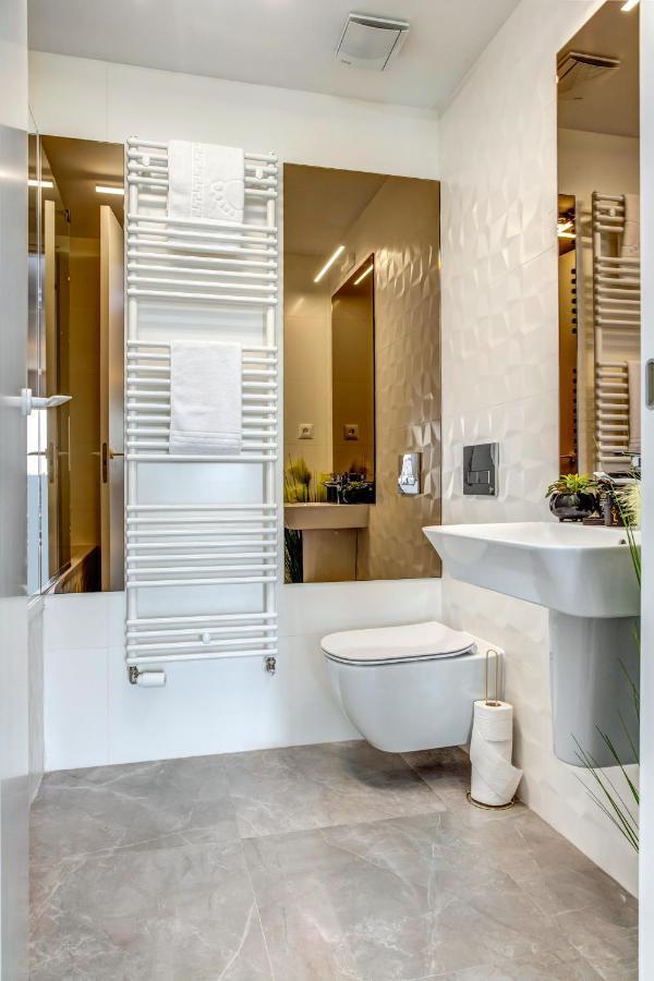 North Twin Apartment บูคาเรสต์ ภายนอก รูปภาพ